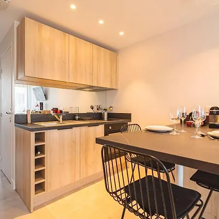 Appartement Le Luxe Au Pied De La Cathedrale Cours Langlet *